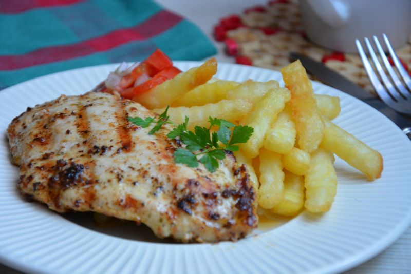 Majonezowe piersi z grilla