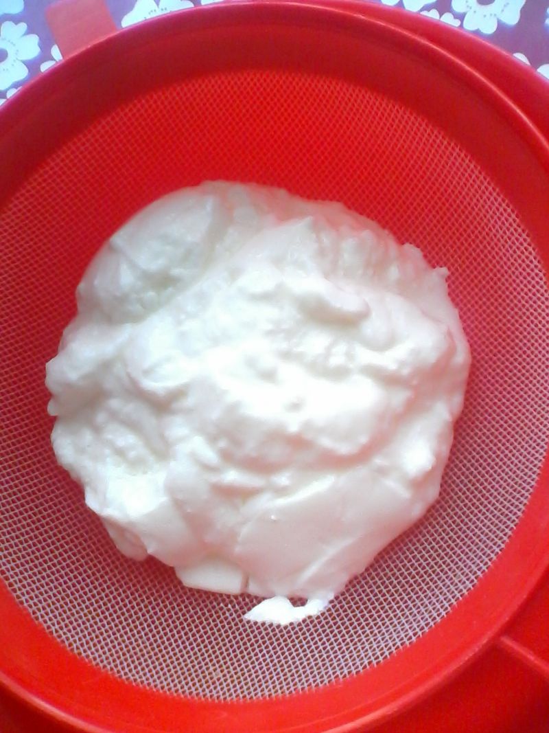 Makaron jogurtowo-pietruszkowy