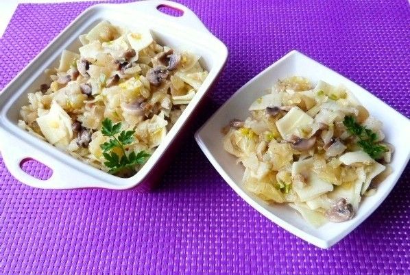 Makaron łazanki z kapustą i pieczarkami Makaron łazanki z kapustą i pieczarkami