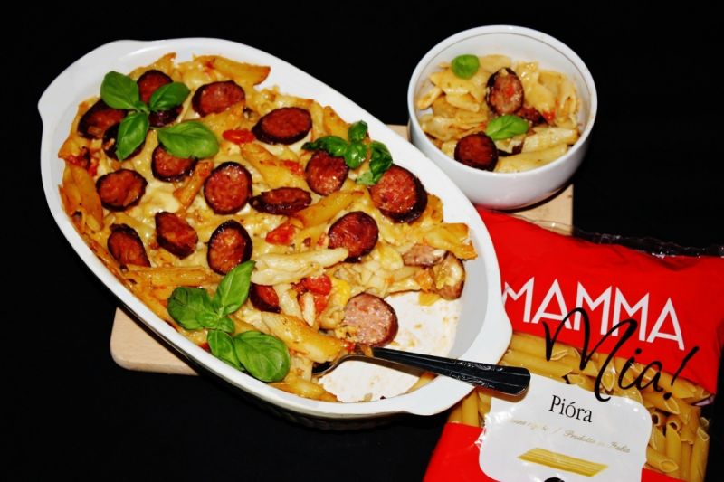 Makaron Mamma Mia z kiełbaskami Makaron Mamma Mia z kiełbaskami