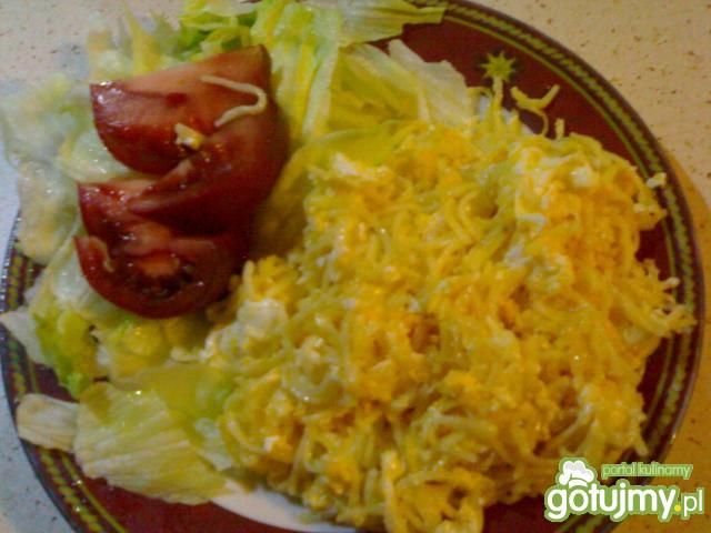 Makaron odsmażany z jajkiem i Mozarellą