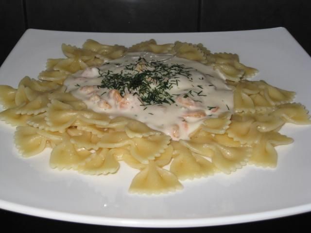 Makaron penne z krewetkami Makaron penne z krewetkami
