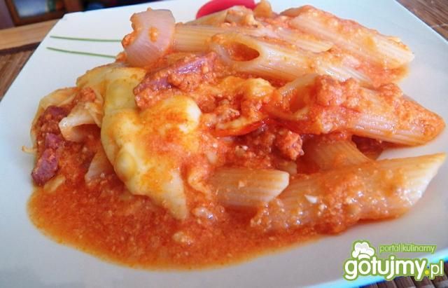 Makaron pieczony w pomidorowym sosie Makaron pieczony w pomidorowym sosie