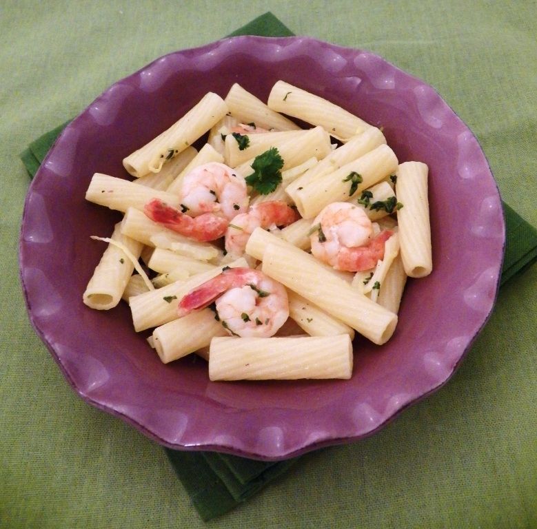 Makaron rigatoni z krewetkami  Makaron rigatoni z krewetkami
