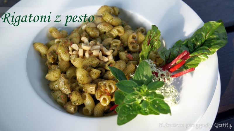 Makaron rigatoni z pesto z  Mangolda Makaron rigatoni z pesto z  Mangolda