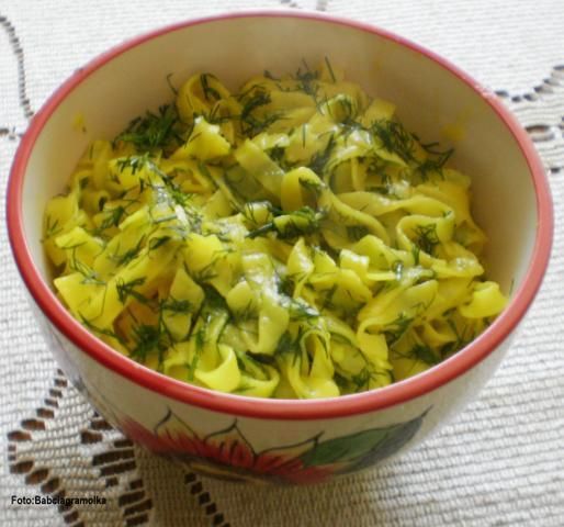 Makaron ryżowy cytrynowo-koperkowy :