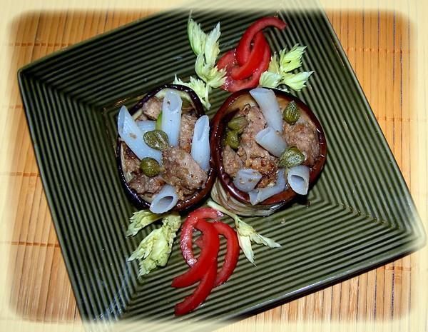 Makaron ryżowy w kubku bakłażanowym Makaron ryżowy w kubku bakłażanowym