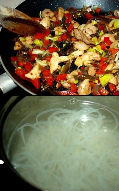 Makaron ryżowy z kurczakiem i grzybami mun