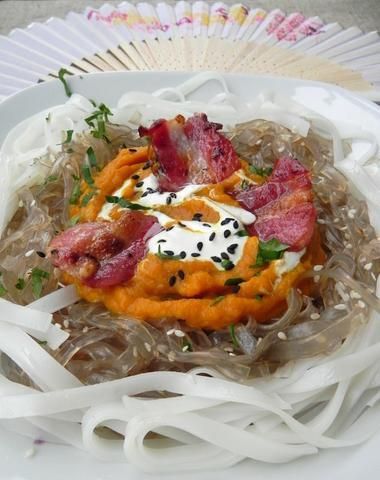 Makaron Tao Tao dynią puree i boczkiem Makaron Tao Tao dynią puree i boczkiem