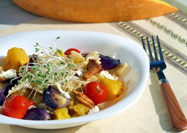 makaron wstążki z pieczonymi warzywami  makaron wstążki z pieczonymi warzywami