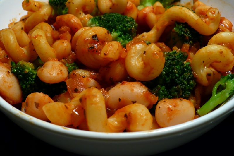 Makaron z brokułami Makaron z brokułami