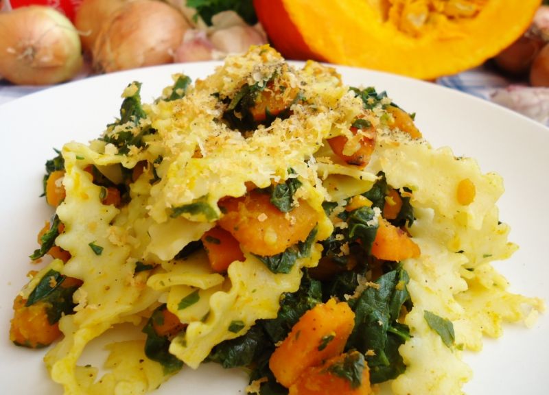 Makaron z dynią i szpinakiem 