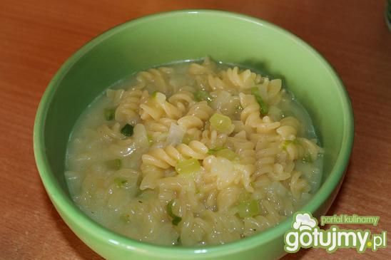 Makaron z kapusta pekińską Makaron z kapusta pekińską