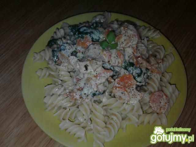 Makaron z kurczakiem i warzywami 2 Makaron z kurczakiem i warzywami 2