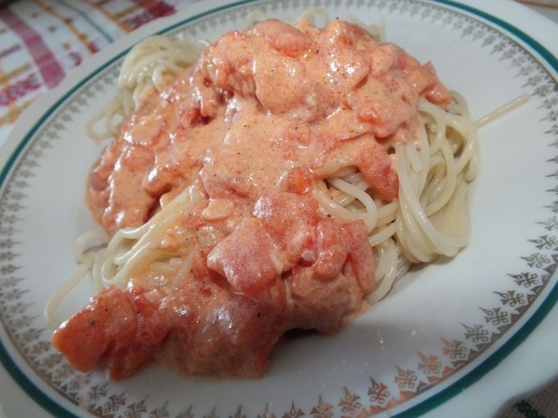 Makaron z łososiem Makaron z łososiem