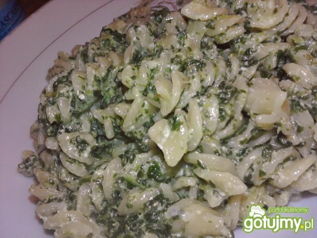 Makaron z mascarpone i szpinakiem