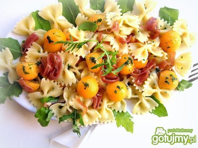 Makaron z melonem i szynką parmeńską Makaron z melonem i szynką parmeńską