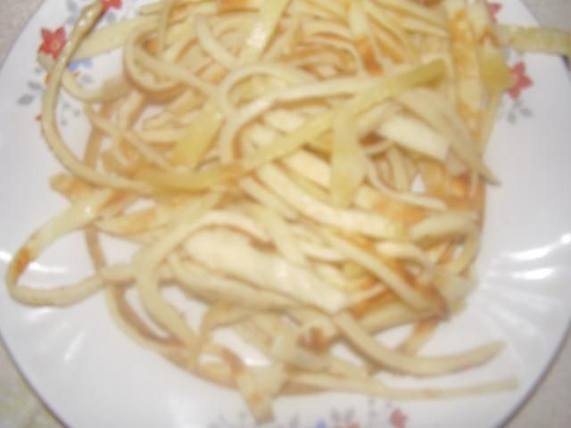 Makaron z nalesników do zup owocowych