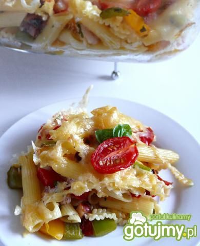 Makaron z papryką i boczkiem