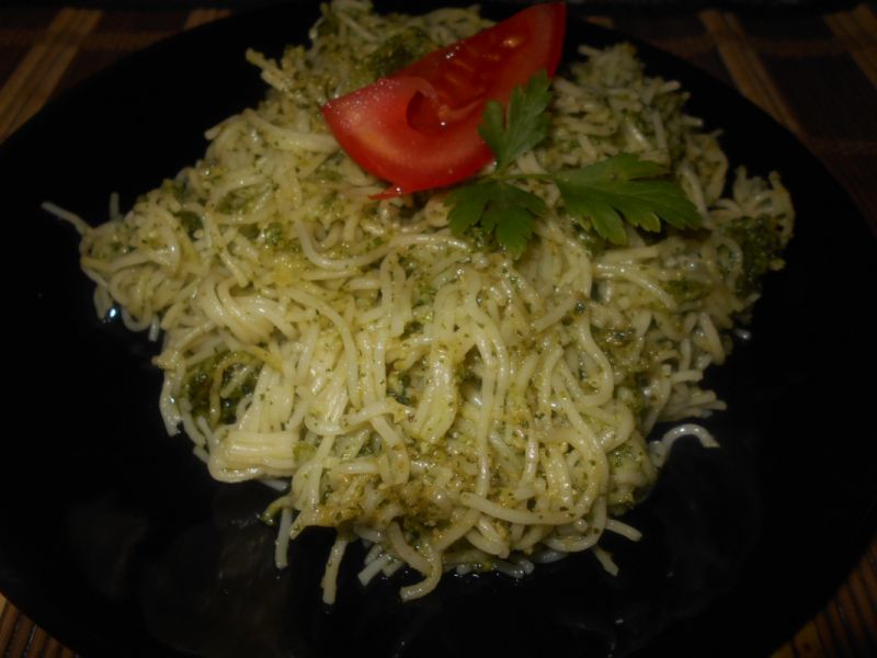 Makaron z pesto Makaron z pesto