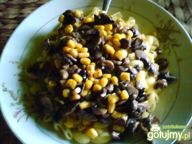 Makaron z pieczarkami 4 Makaron z pieczarkami 4