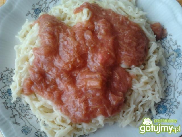 Makaron z rabarbarem.