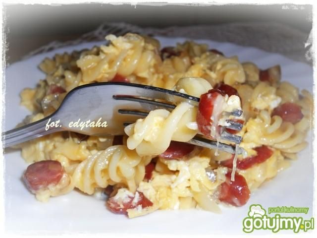 Makaron z rozmaitościami Makaron z rozmaitościami