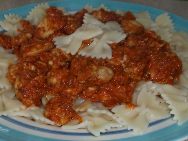 Makaron z sosem Makaron z sosem