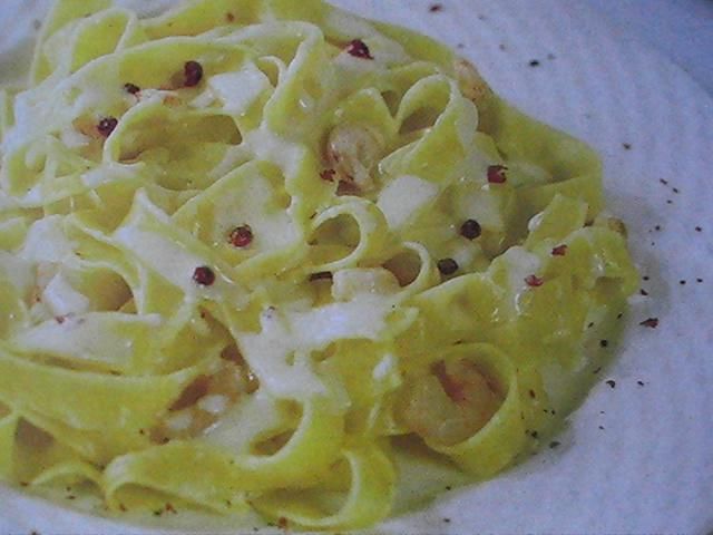 Makaron z sosem mascarpone Makaron z sosem mascarpone