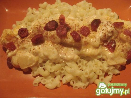 Makaron z sosem owocowym 3 Makaron z sosem owocowym 3