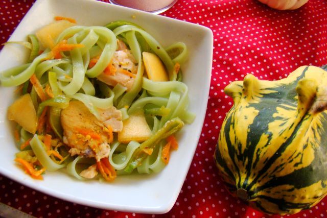 Makaron z tapioką z kurczakiem teriyaki