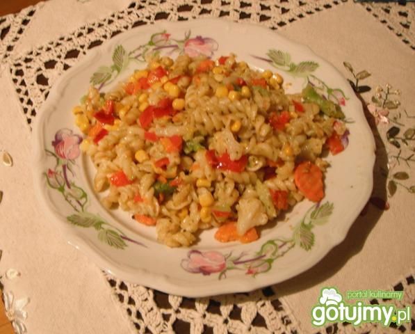 Makaron z warzywami wg maagda23 Makaron z warzywami wg maagda23