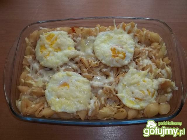 Makaron zapiekany z jajkami  Makaron zapiekany z jajkami