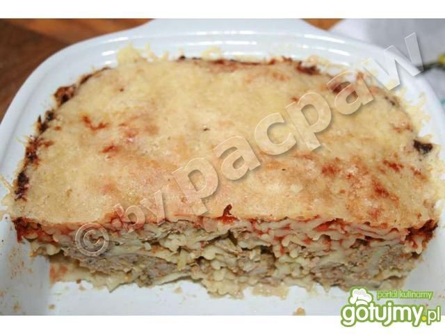 Makaron zapiekany z sosem bolognese  Makaron zapiekany z sosem bolognese