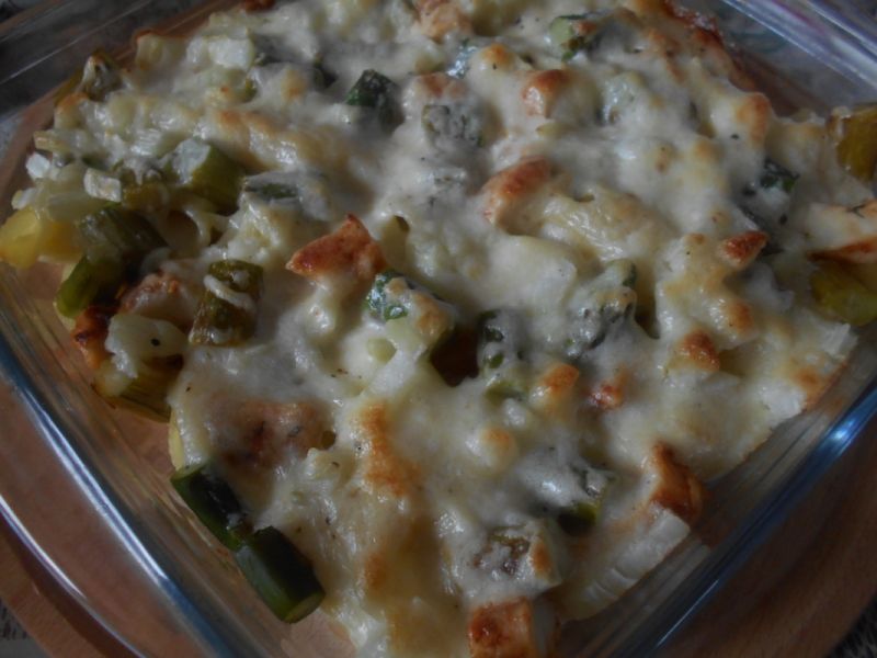 Makaron zapiekany ze szparagami i kurczakiem Makaron zapiekany ze szparagami i kurczakiem