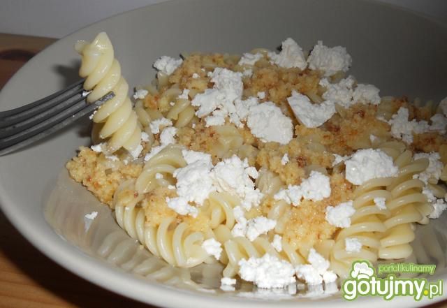 Makaron ze smażoną śmietaną Makaron ze smażoną śmietaną