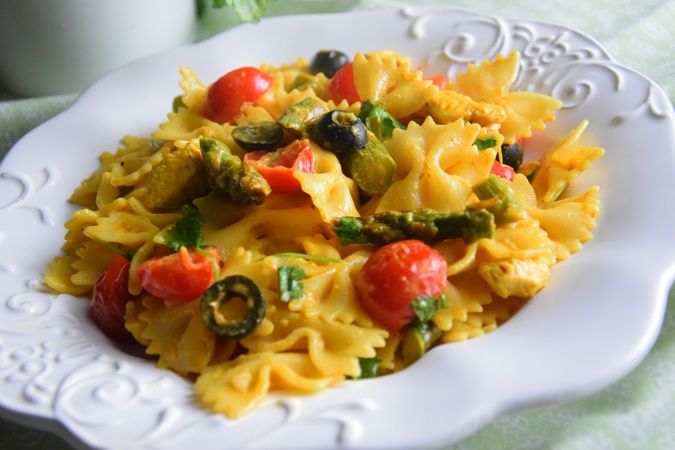 Makaron ze szparagami, kurczakiem, oliwkami ...... Makaron ze szparagami, kurczakiem, oliwkami ......