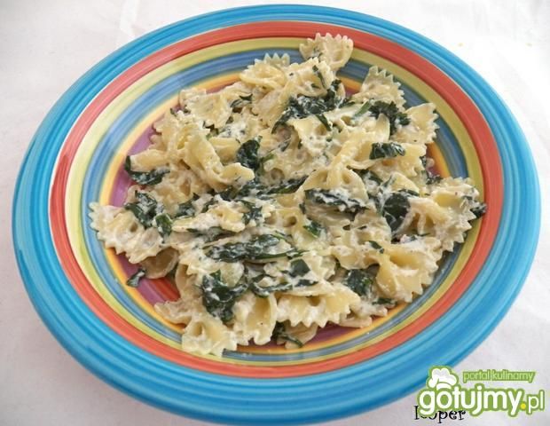 Makaron ze szpinakiem i serem ricotta