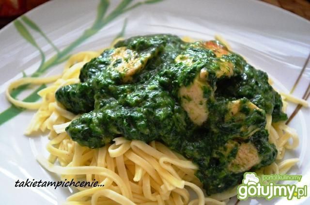 Makaron ze szpinakiem i śmietaną Makaron ze szpinakiem i śmietaną