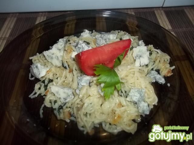 Makaron ze szpinakiem i sosem tzatziki Makaron ze szpinakiem i sosem tzatziki