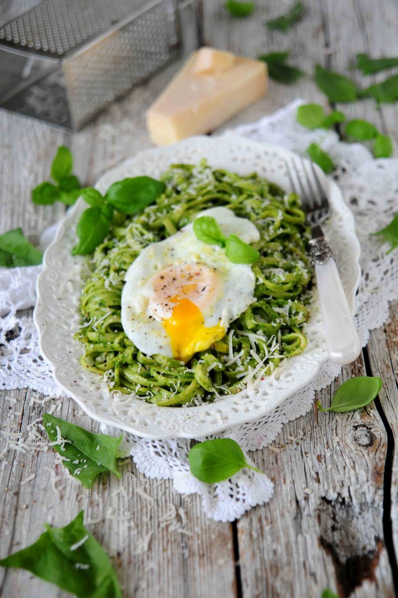 Makaron ze szpinakowym pesto  Makaron ze szpinakowym pesto