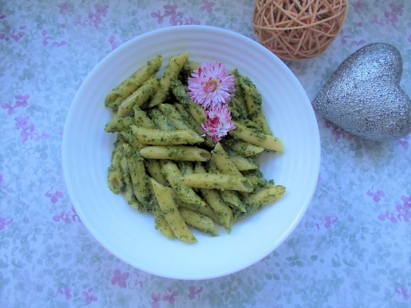 Makaron ze szpinakowym pesto 