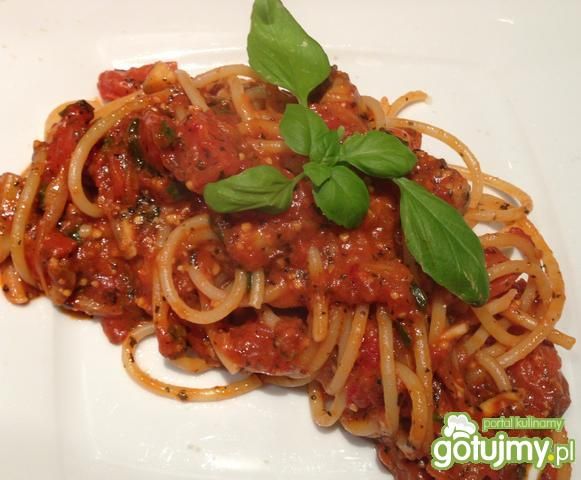 Makarone pomodore ala Kristofe.