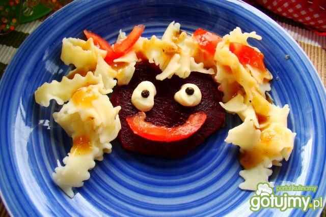 Makaronowa panienka dla dzieci 