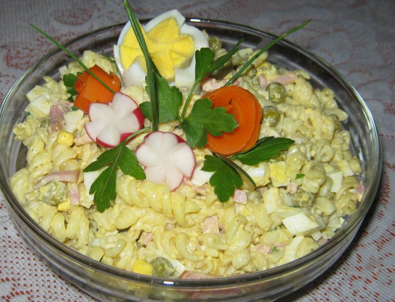 Makaronowa z jajkiem Makaronowa z jajkiem