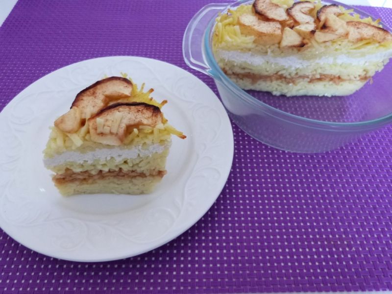 Makaronowa zapiekanka z jabłkami i serem Makaronowa zapiekanka z jabłkami i serem