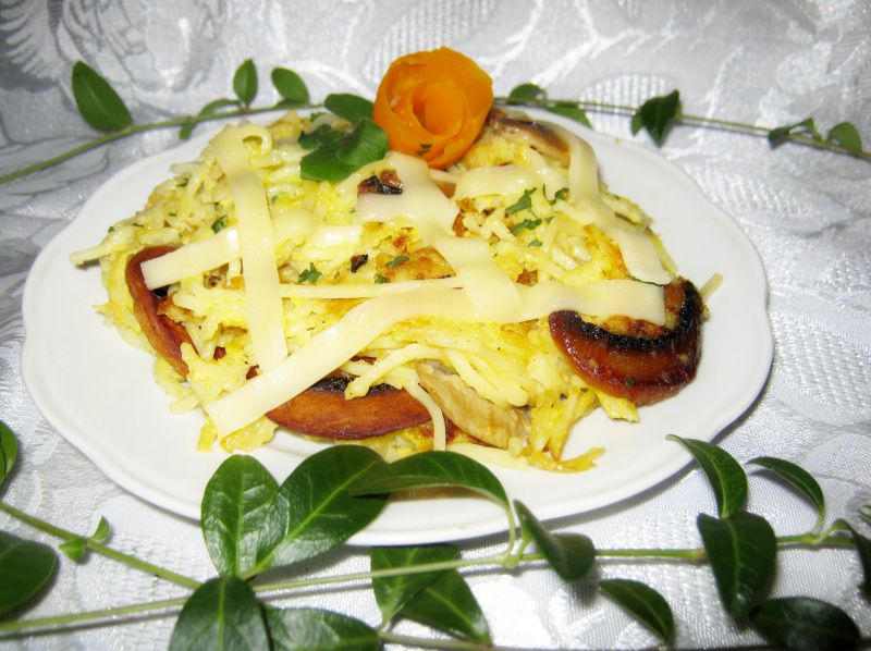 Makaronowa zapiekanka z patelni Makaronowa zapiekanka z patelni