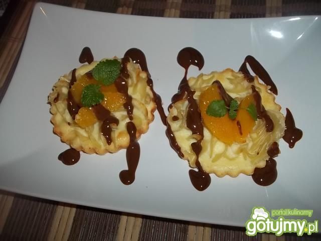 Makaronowe serniczki z białą czekoladą