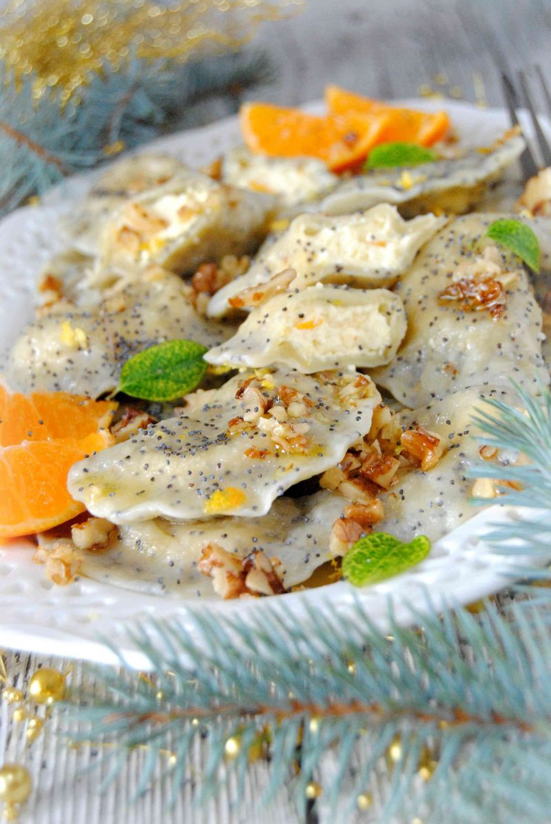 Makowe pierogi z serem Makowe pierogi z serem