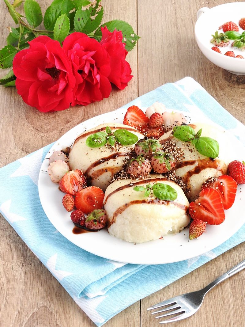 Makowe pyzy na parze Makowe pyzy na parze